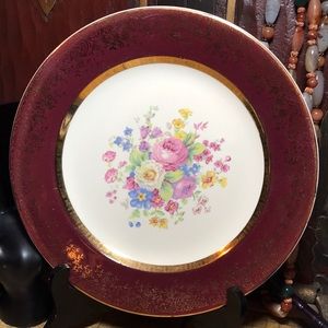 Century by Salem Dinner Plate 10”D USA 23 Karat Encrusted Gold EVC Pastel Flower